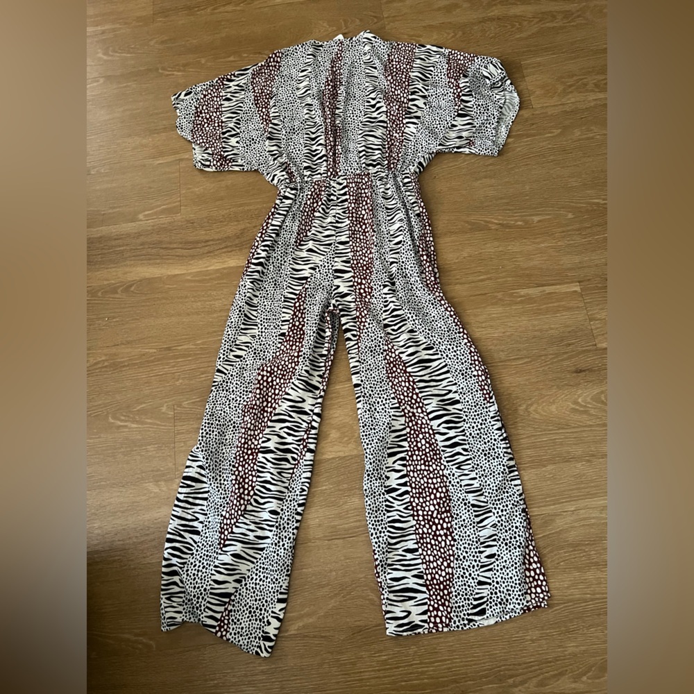 Bleu Rod Beattie Black and White Snakeskin Jumpsuit, size M - Picture 6 of 9